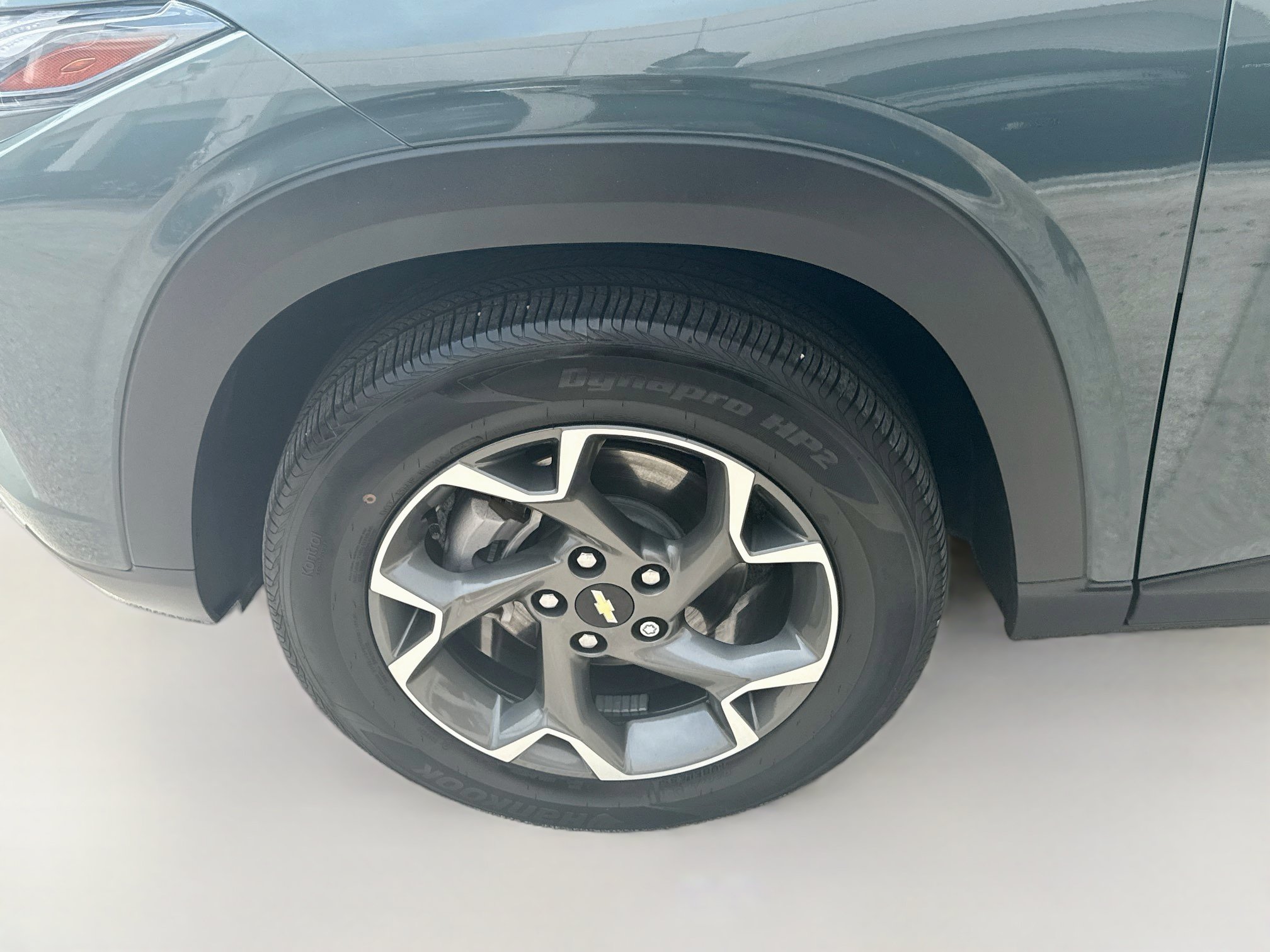2025 Chevrolet Trax LT - Photo 33