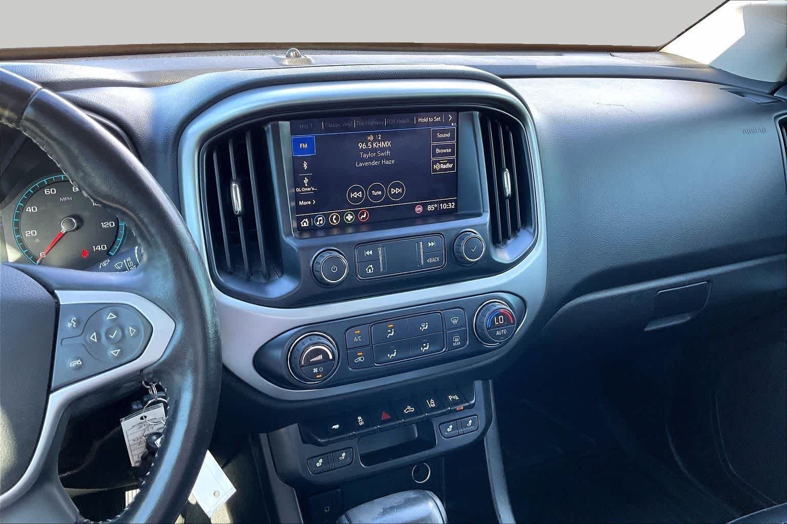 Used 2020 Pacific Blue Metallic Chevrolet 2WD LT image 7