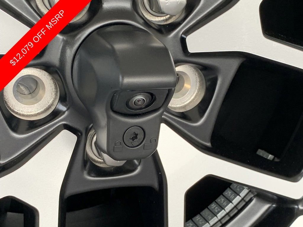 2025 Jeep Wrangler 4-Door Rubicon - Photo 18