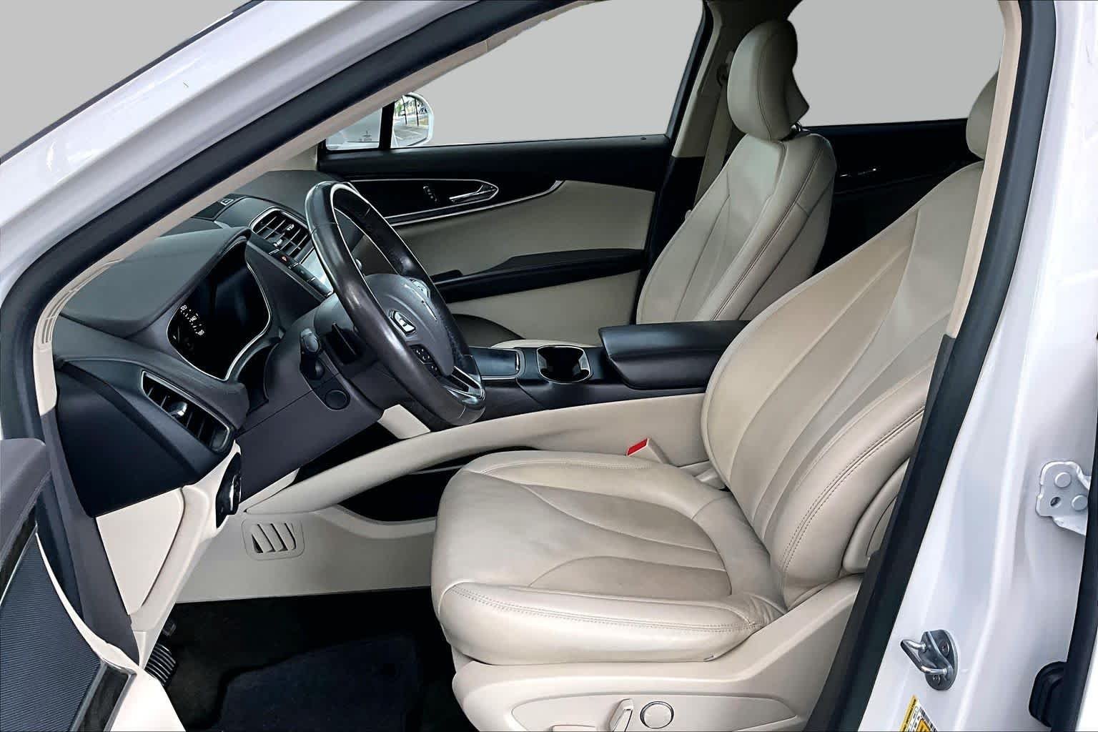 Pre-Owned 2017 Lincoln MKX Select