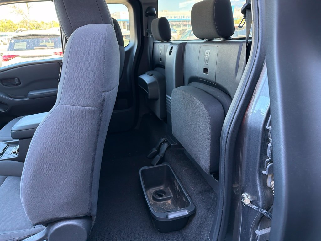 Used 2022 Gray Nissan S image 14
