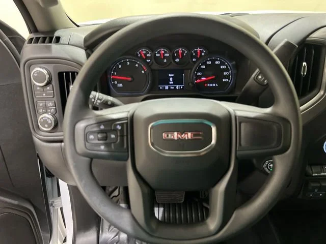2026 GMC Sierra 3500HD Pro - Photo 10
