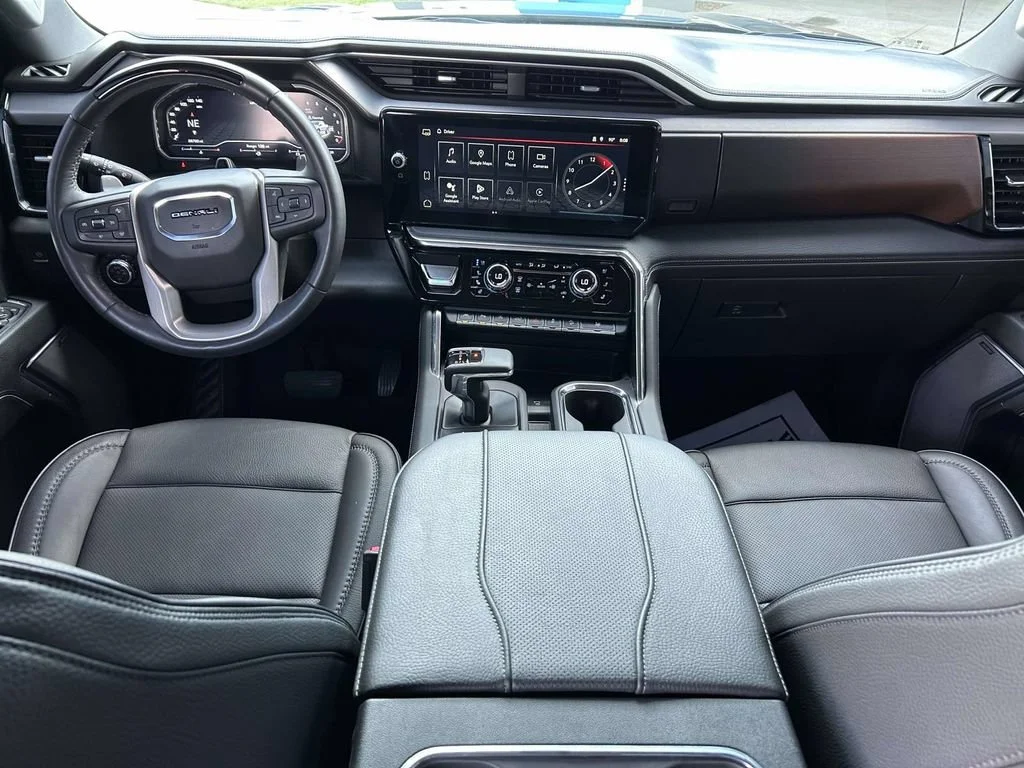 Used 2023 Onyx Black GMC Denali image 13