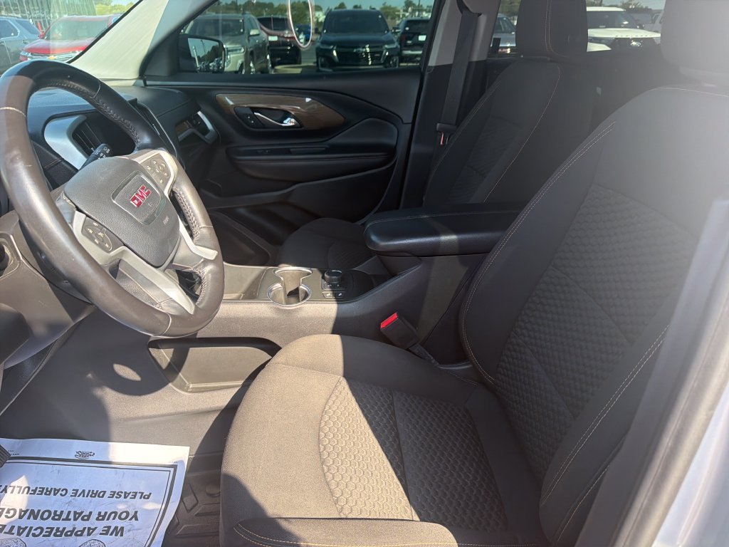 Used 2021 Silver GMC SLE image 13