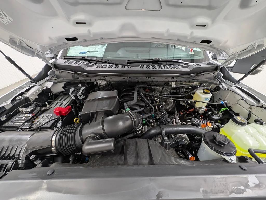 New 2026 Oxford White Ford F-250® XL image 26