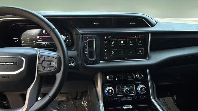 Used 2023 Silver GMC Denali image 11