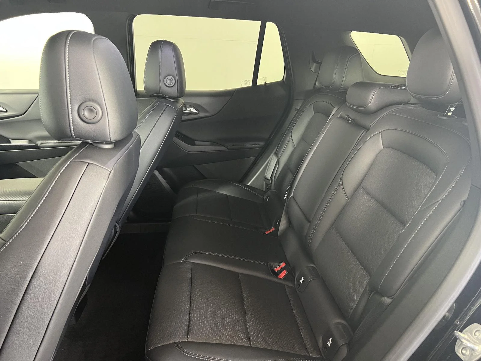 Used 2026 Mosaic Black Metallic Chevrolet LT image 18