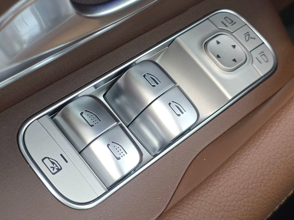 New 2026 Selenite Grey Metallic Mercedes-Benz GLS 450 image 69