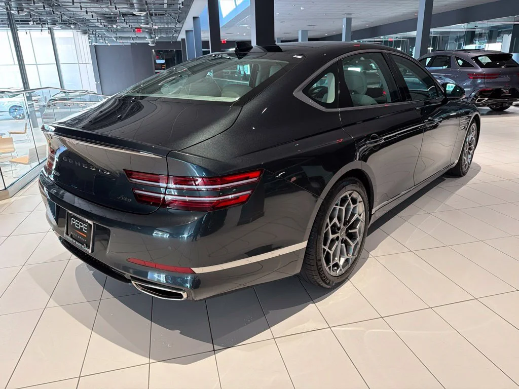 Certified Used 2023 Green Genesis 2.5T image 4