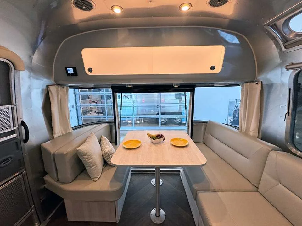 New 2027 SILVER AIRSTREAM  image 49