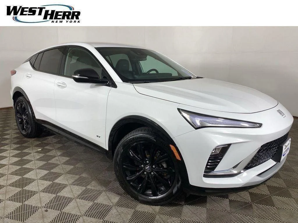 Used 2025 Summit White Buick Sport Touring FWD image 30