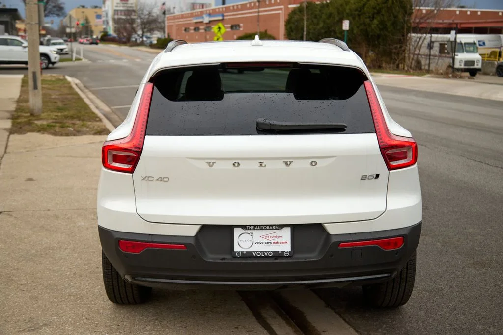 New 2026 Crystal White Volvo Plus image 8