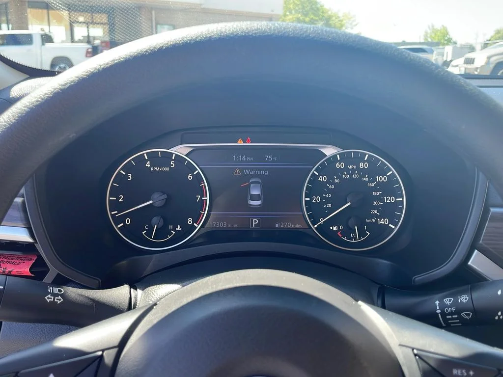2025 Nissan Altima SV - Photo 16