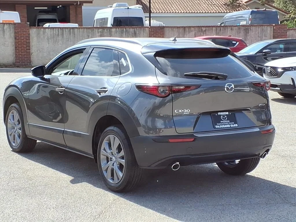 2025 Mazda CX-30 Premium - Photo 6