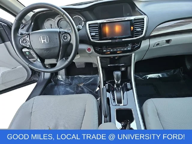 Used 2017 Gray Honda EX-L image 9