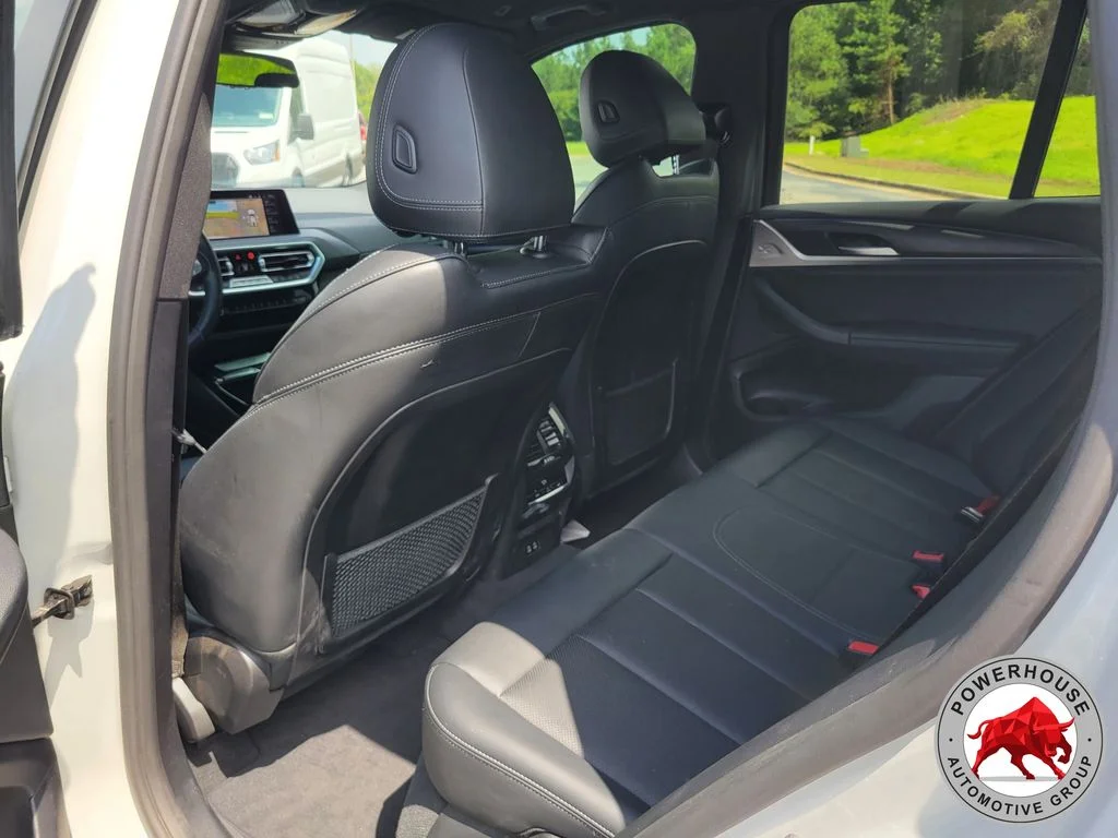 Used 2024 White BMW sDrive30i image 15