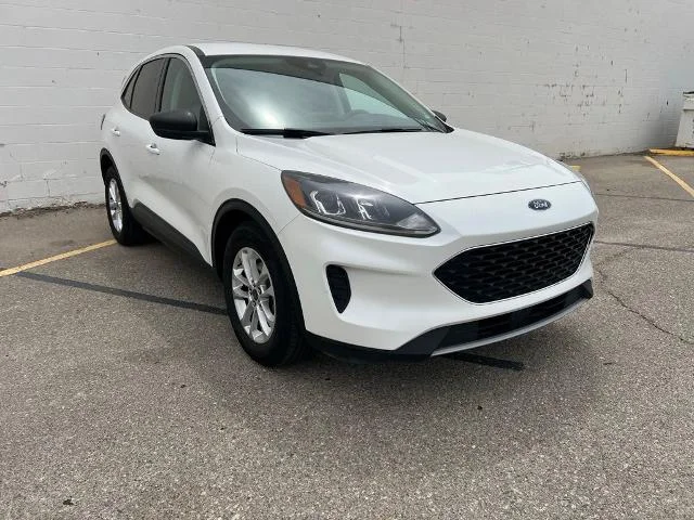 Used 2022 Star White Ford SE image 37