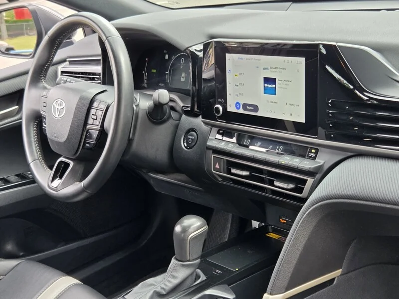 Used 2025 Underground TOYOTA SE image 18
