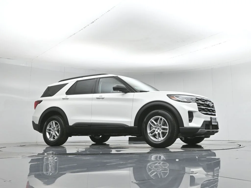New 2026 White Ford Active image 3