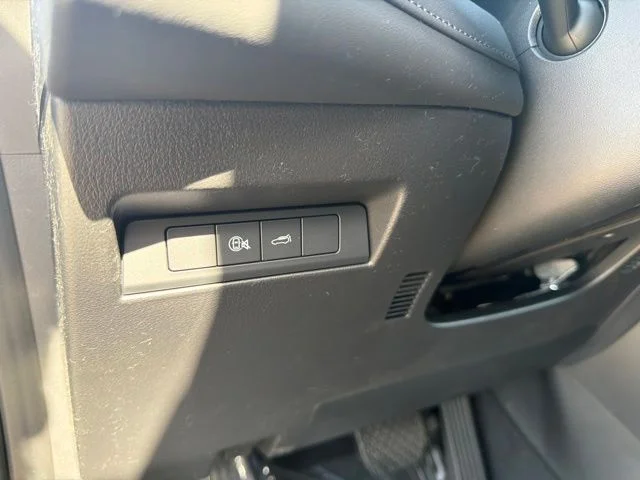 New 2026 Jet Black Mica Mazda 2.5 S Preferred AWD image 24