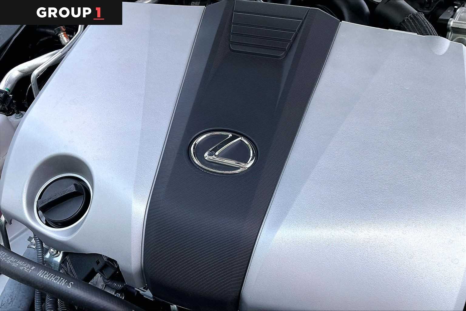 Used 2025 Eminent White Pearl Lexus  image 30