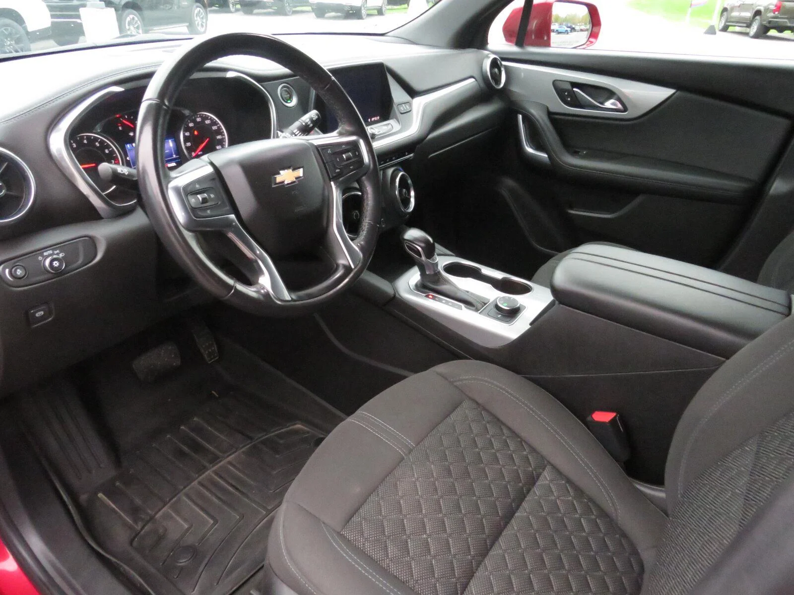 Used 2020 Cajun Red Tintcoat Chevrolet LT image 19