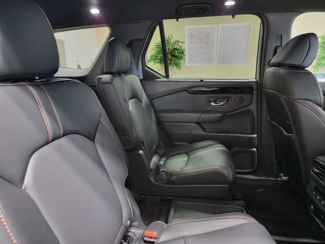 2025 Honda Pilot TrailSport - Photo 15