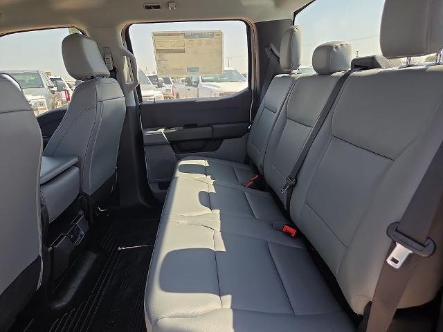 New 2026 Oxford White Ford F-350® XL image 43