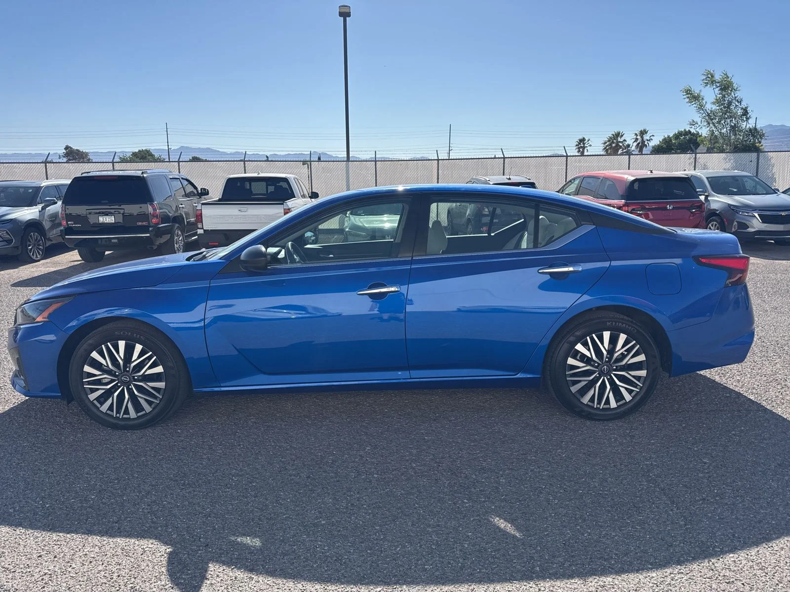 2025 Nissan Altima SV - Photo 6