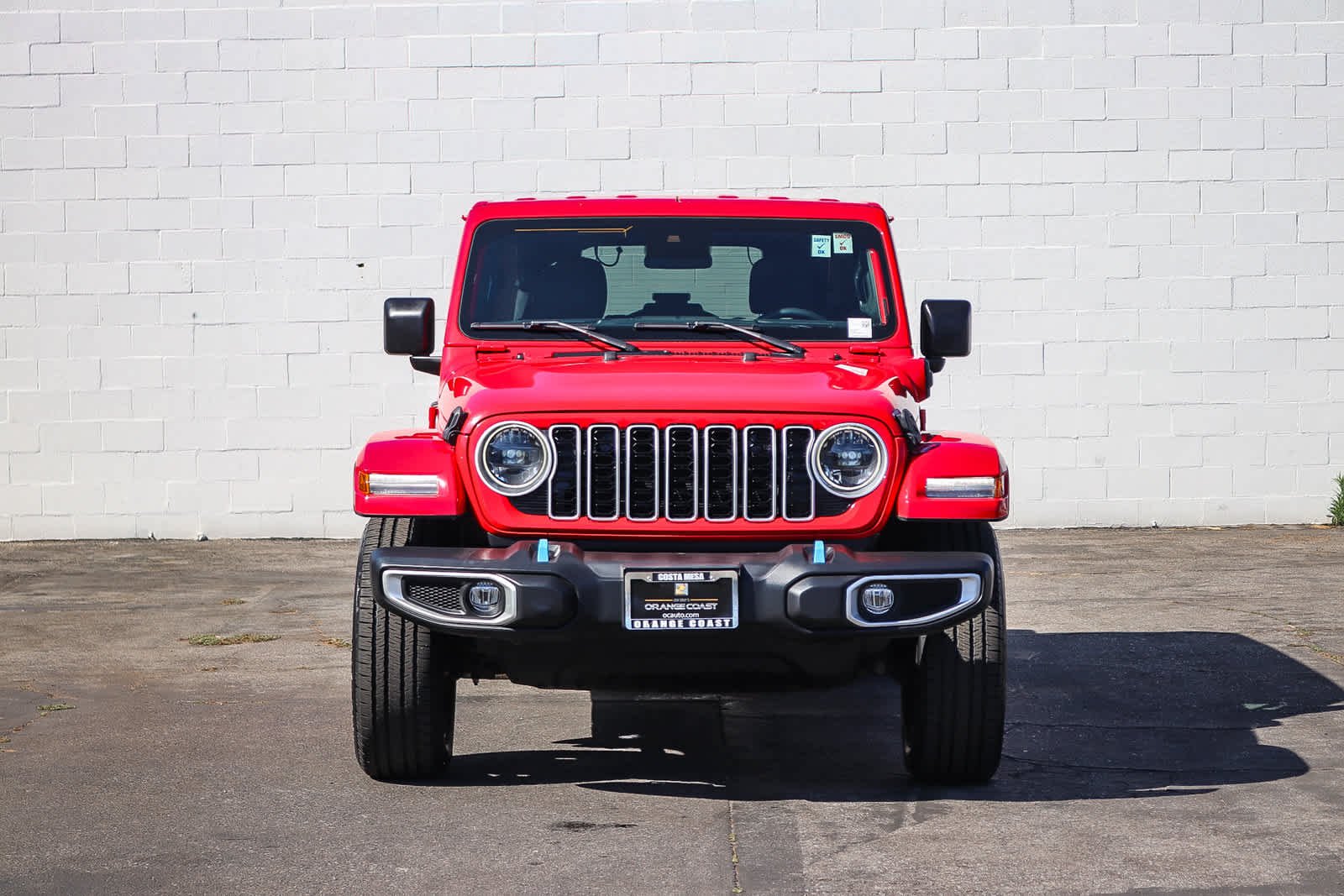 Used 2024 Firecracker Red Clearcoat Jeep Sahara image 2
