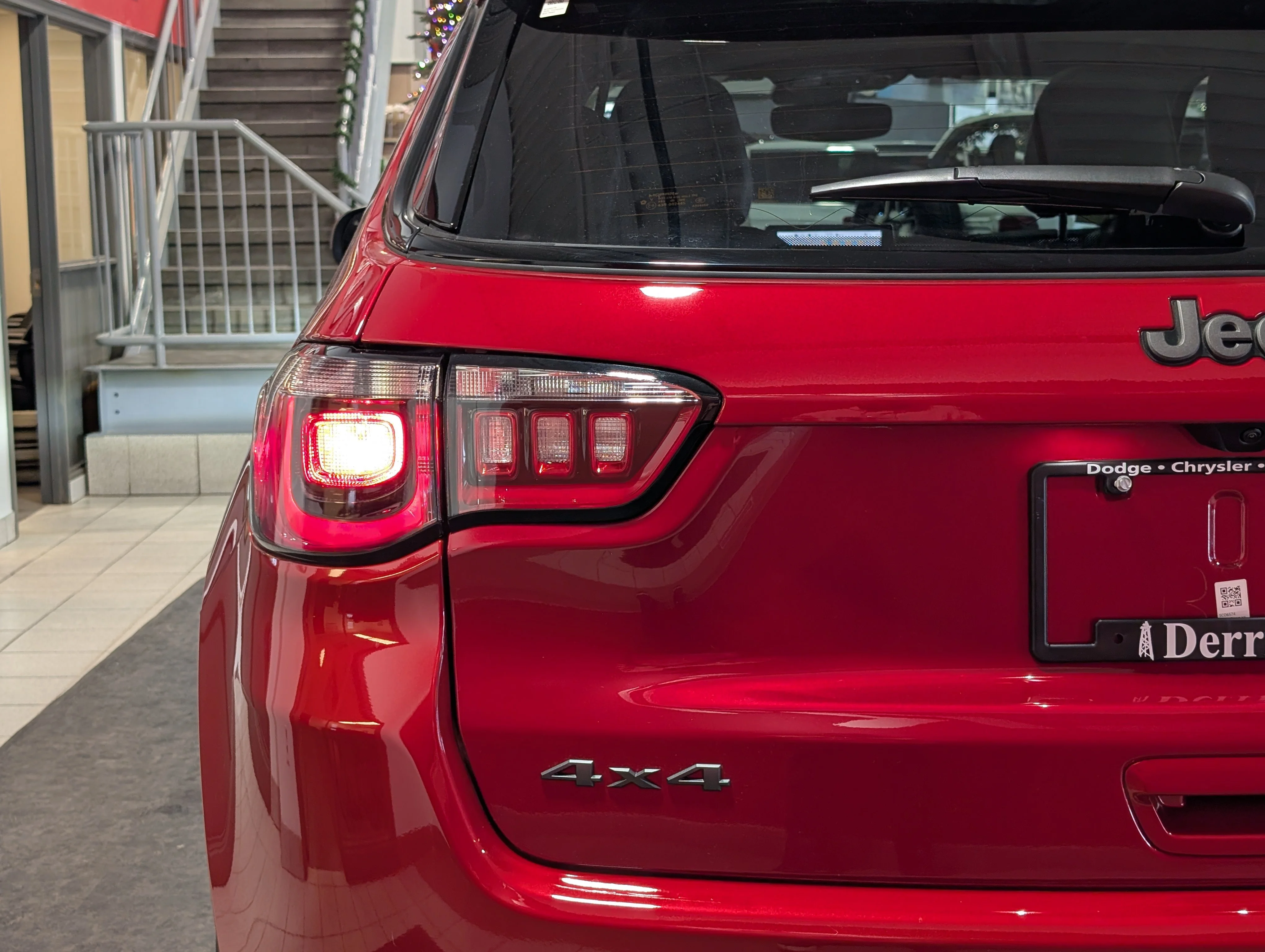 New 2025 Red Hot Pearl Jeep Altitude image 12