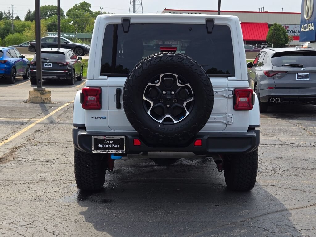 Used 2022 White Jeep Unlimited Rubicon 4xe image 17