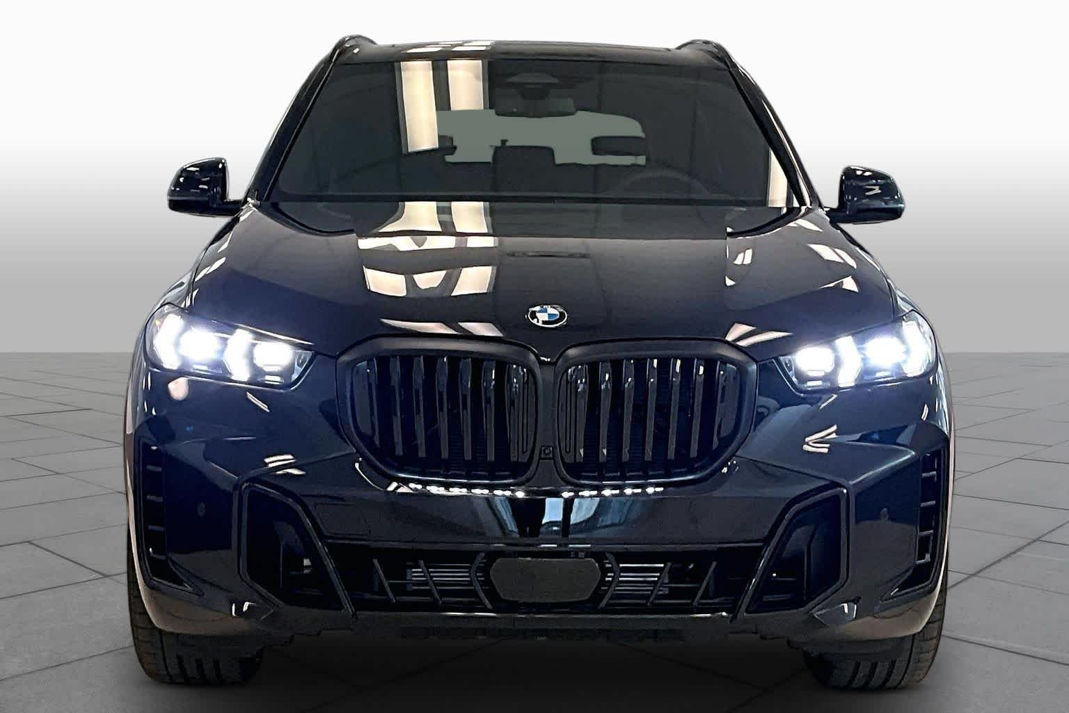 Used 2026 Black Sapphire Metallic BMW xDrive40i image 3