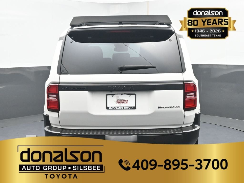 Used 2025  Toyota 1958 image 4