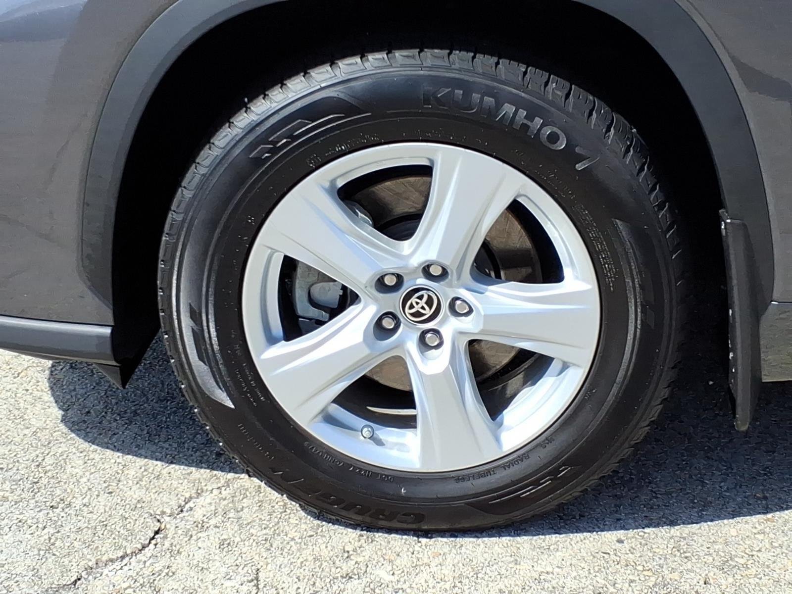 Used 2021 Magnetic Gray Metallic Toyota LE image 4
