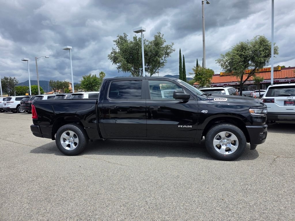 New 2026 Diamond Black Crystal Pearl-Coat Exterior Paint RAM Big Horn/Lone Star image 3
