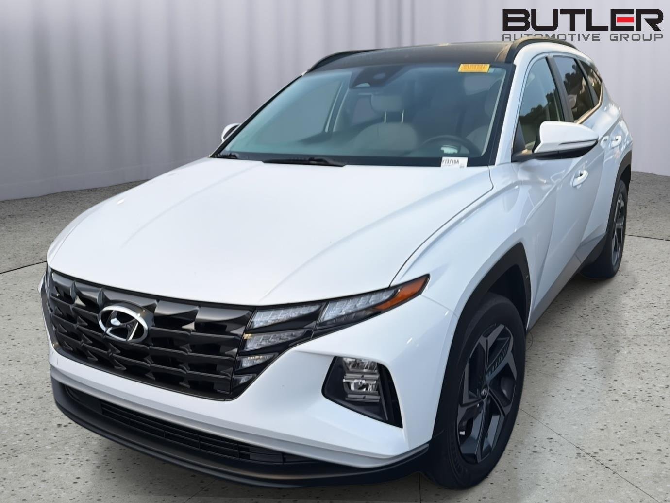 Used 2024 White Pearl Hyundai SEL Convenience image 2