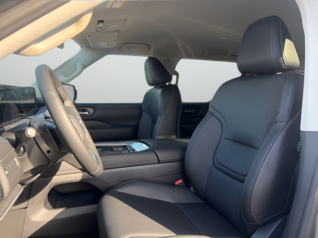 2026 Nissan Armada SV - Photo 16