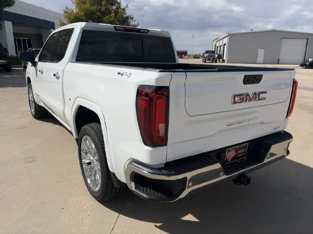 New 2026 White GMC SLT image 5