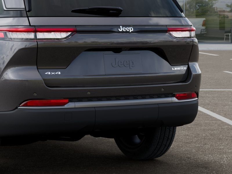 New 2026 Baltic Gray Metallic Clear-Coat Exterior Paint Jeep Limited image 13