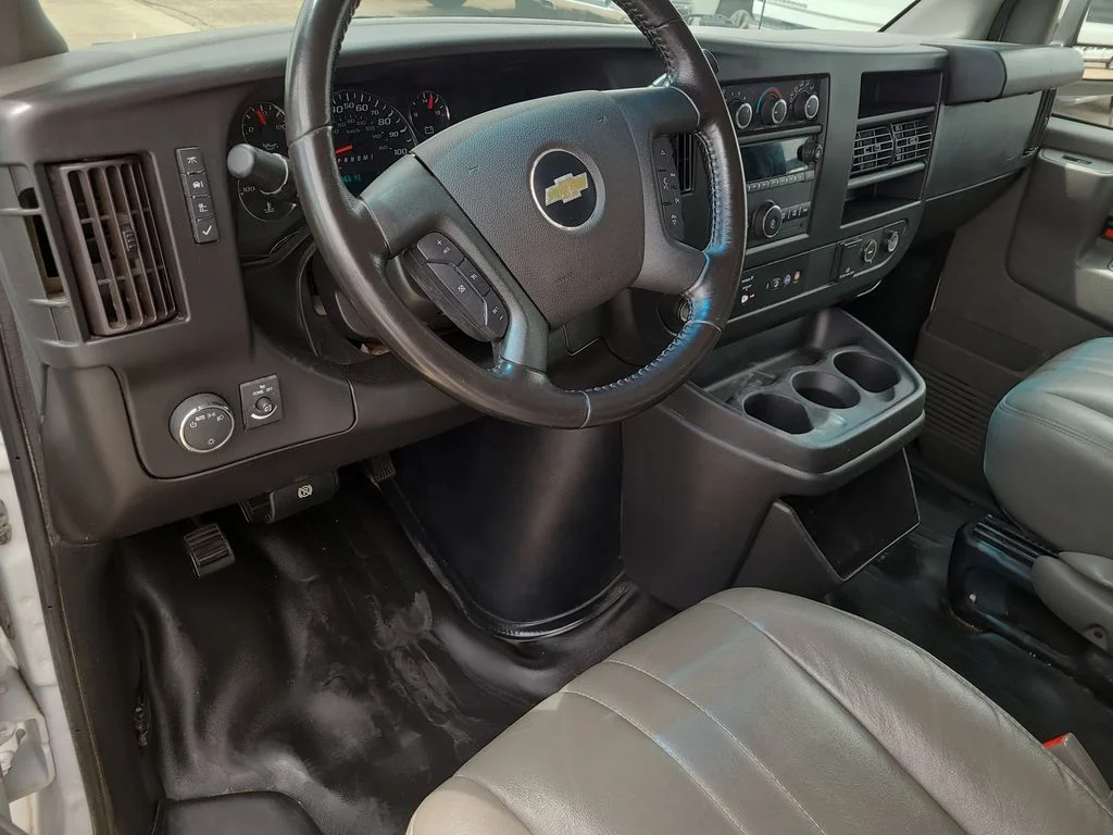 Used 2023 White Chevrolet LS image 20