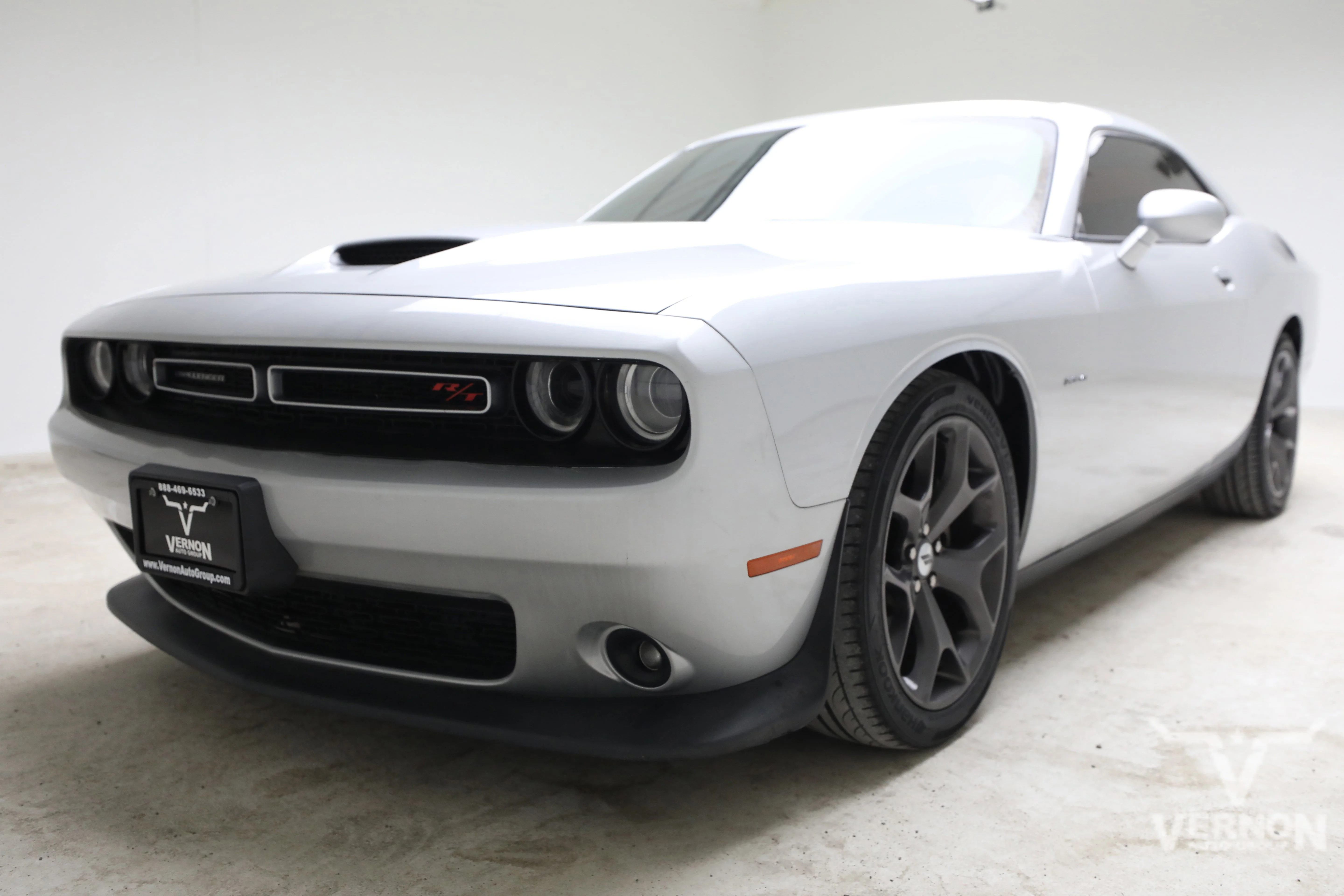 Pre-Owned 2019 Dodge Challenger R/T Coupe RWD