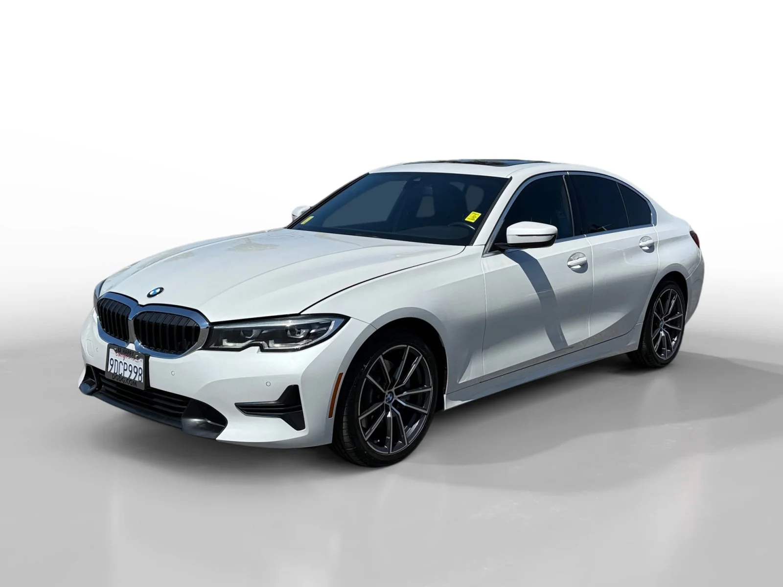 2019 BMW 3 Series 330i Sedan's photo
