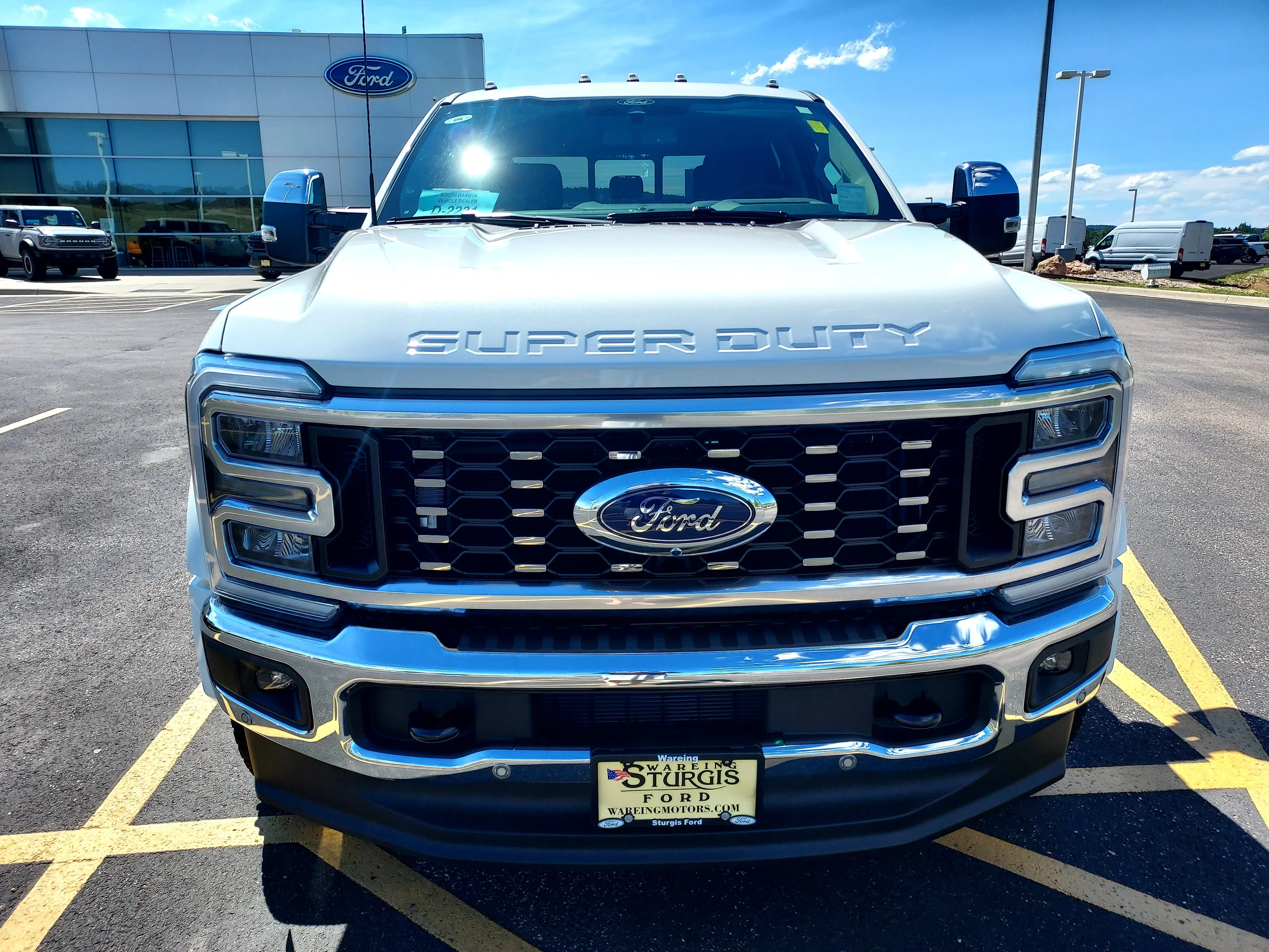 New 2026 Star White Metallic Tri-Coat Ford LARIAT image 12