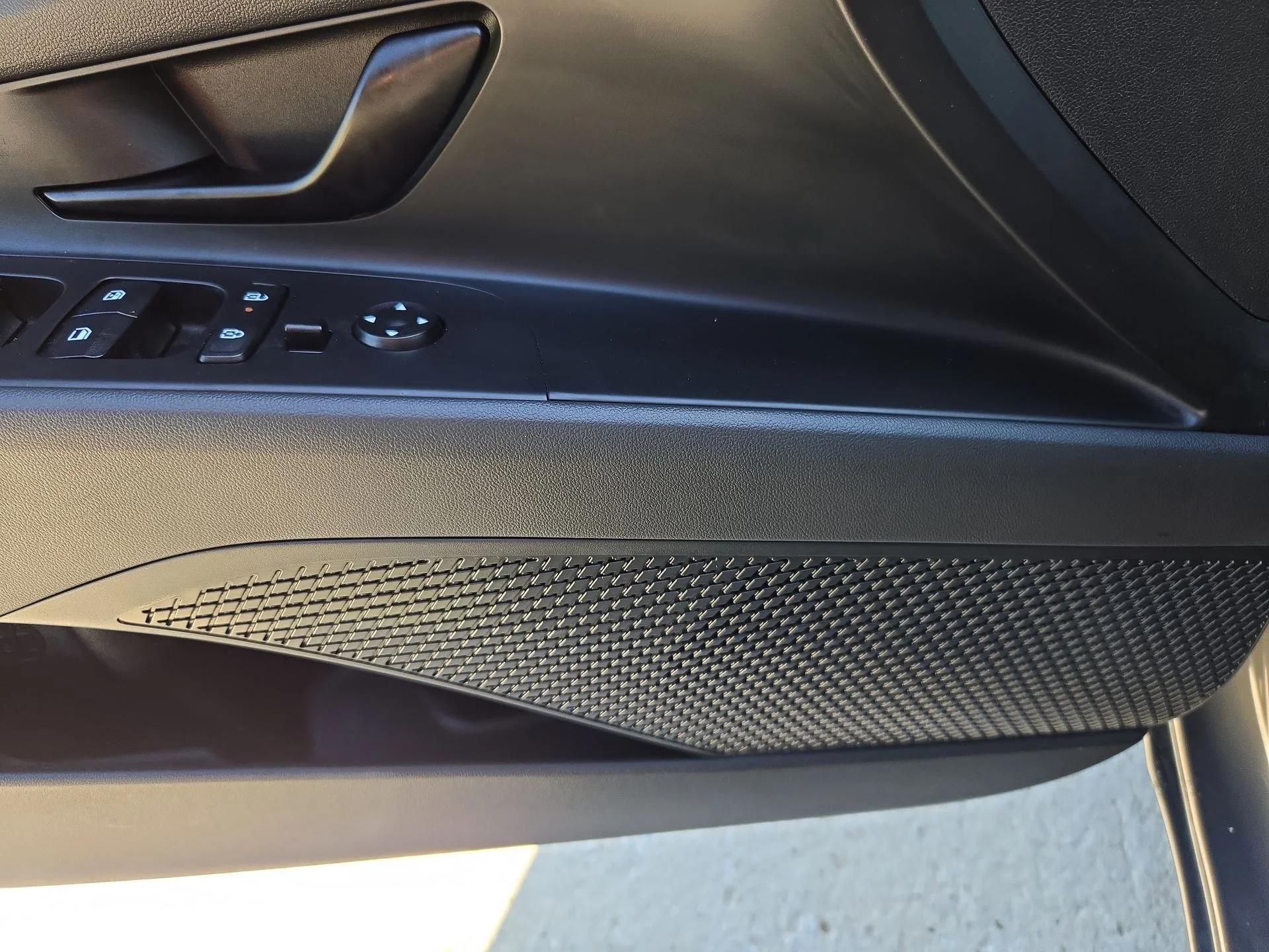 Used 2025 Ecotronic Gray Hyundai SEL Sport image 14