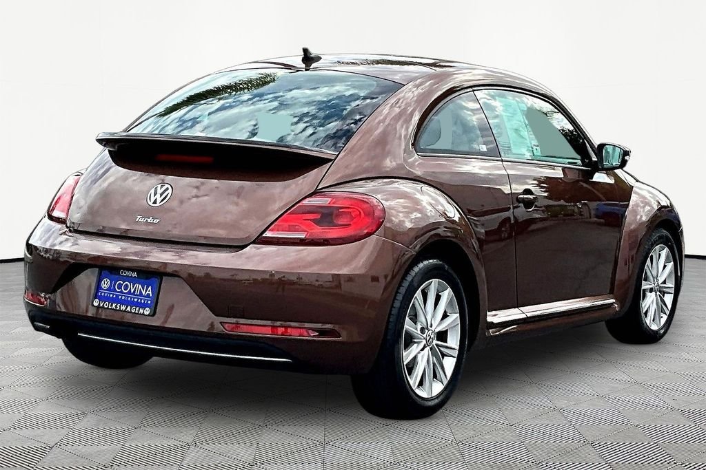 Used 2017  Volkswagen 1.8T SE image 6