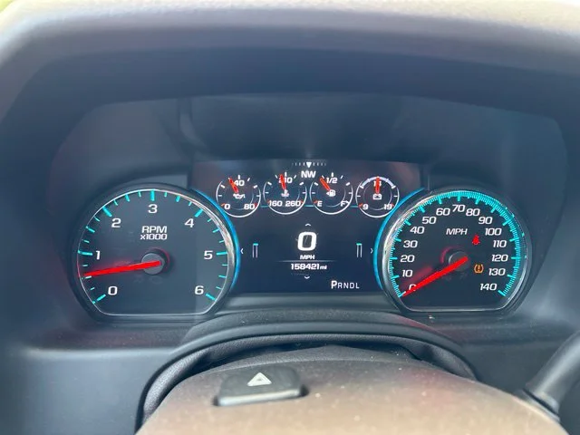 Used 2019 Gray GMC Denali image 11