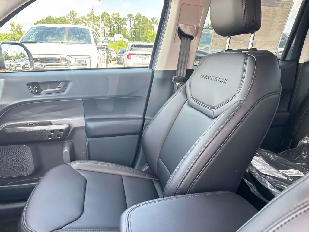 New 2026 Azure Gray Metallic Tri-Coat Ford Lariat® image 20