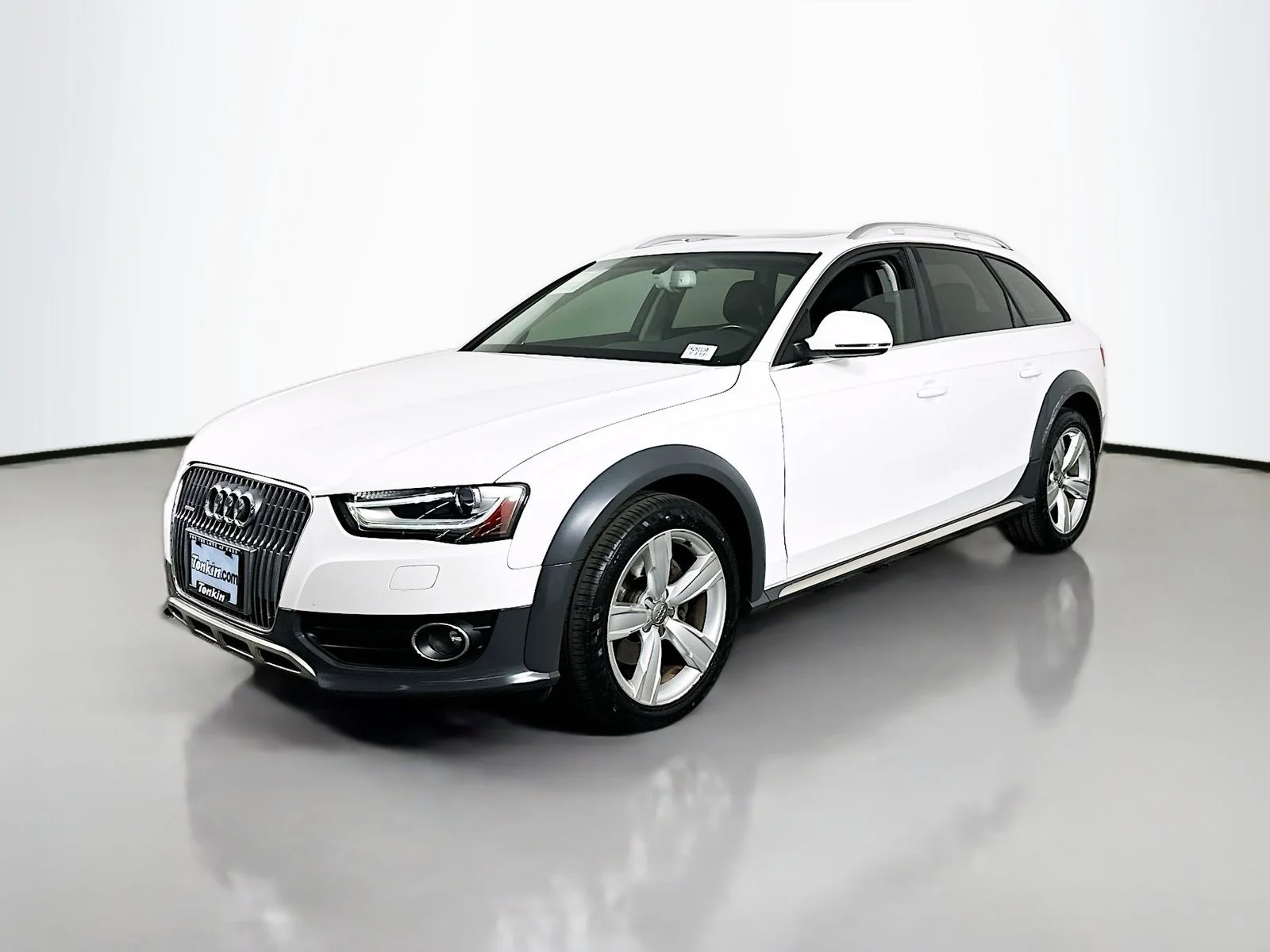 Used 2013  Audi 2.0T Premium Plus image 3