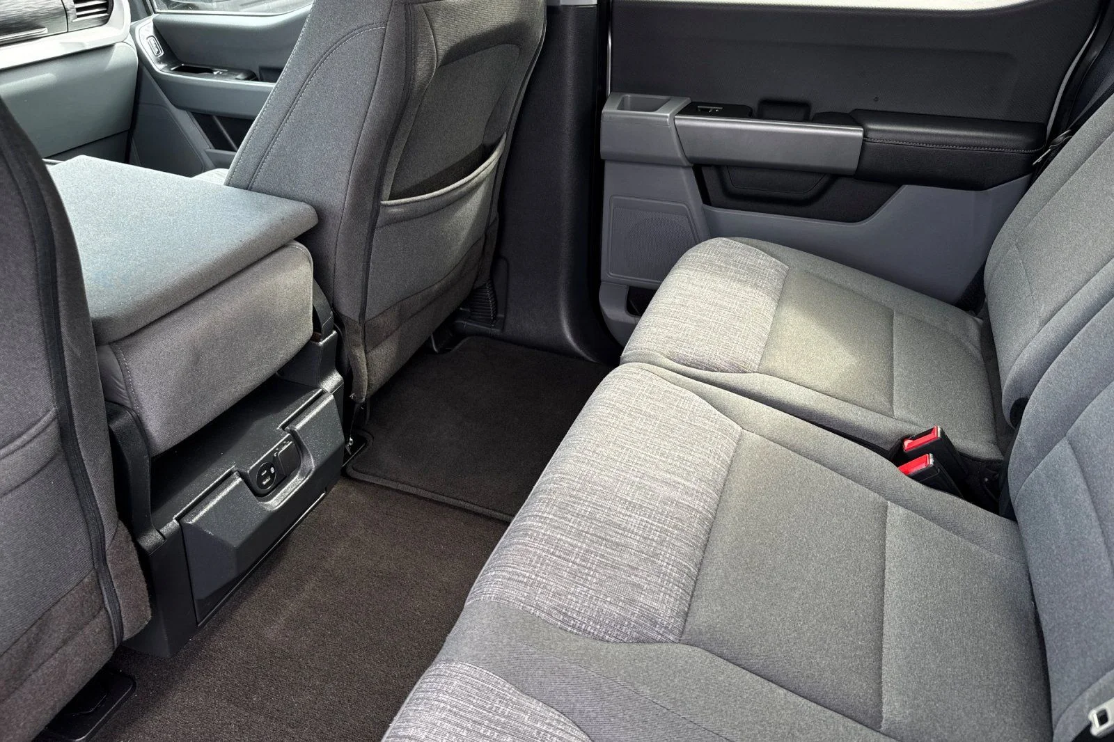 2023 Ford F-150 XLT - Photo 13